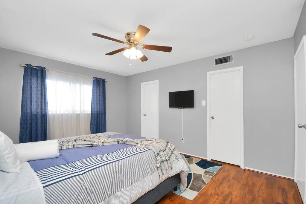 Double Master Suites Condo Near Med Ctr, Nrg Arena 2 Houston Kültér fotó
