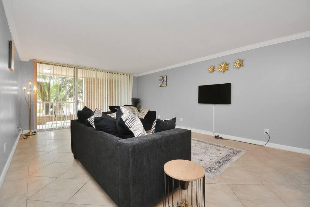 Double Master Suites Condo Near Med Ctr, Nrg Arena 2 Houston Kültér fotó